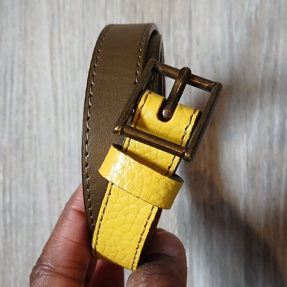 GAP Leather Two Tone Belt Olive Green And Citron Yellow in size M
